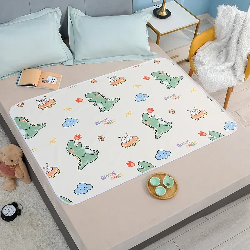 Newborn Cartoon Urine Pad Port - Diaper Changing Mat 评论和价格